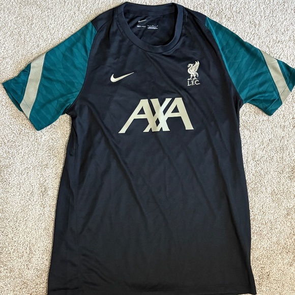 Nike Liverpool FC Training - 21/22 - L - Picture 1 of 2